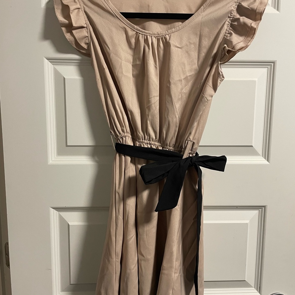 Ruffled Sleeve Cream dress